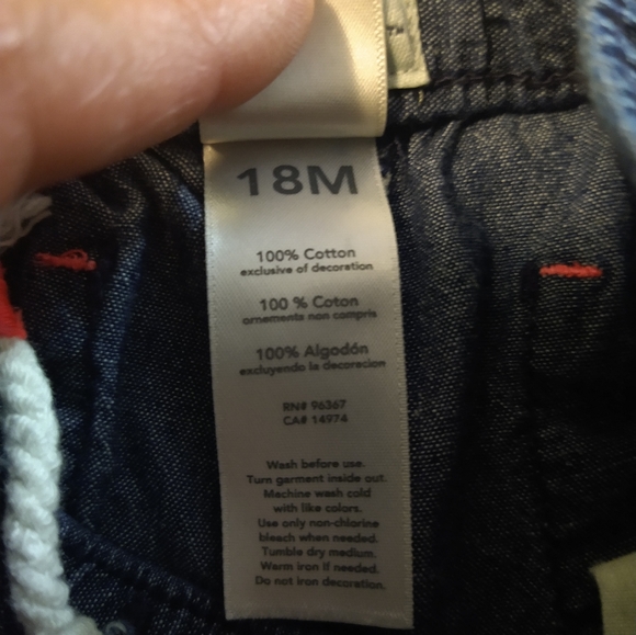 Size 18 months OshKosh baby girl shorts - Picture 10 of 11